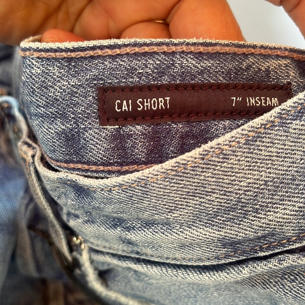 Edwin Womens Cai Longer Length Distressed Jean Shorts in Viva Size 25 - Picture 6 of 9